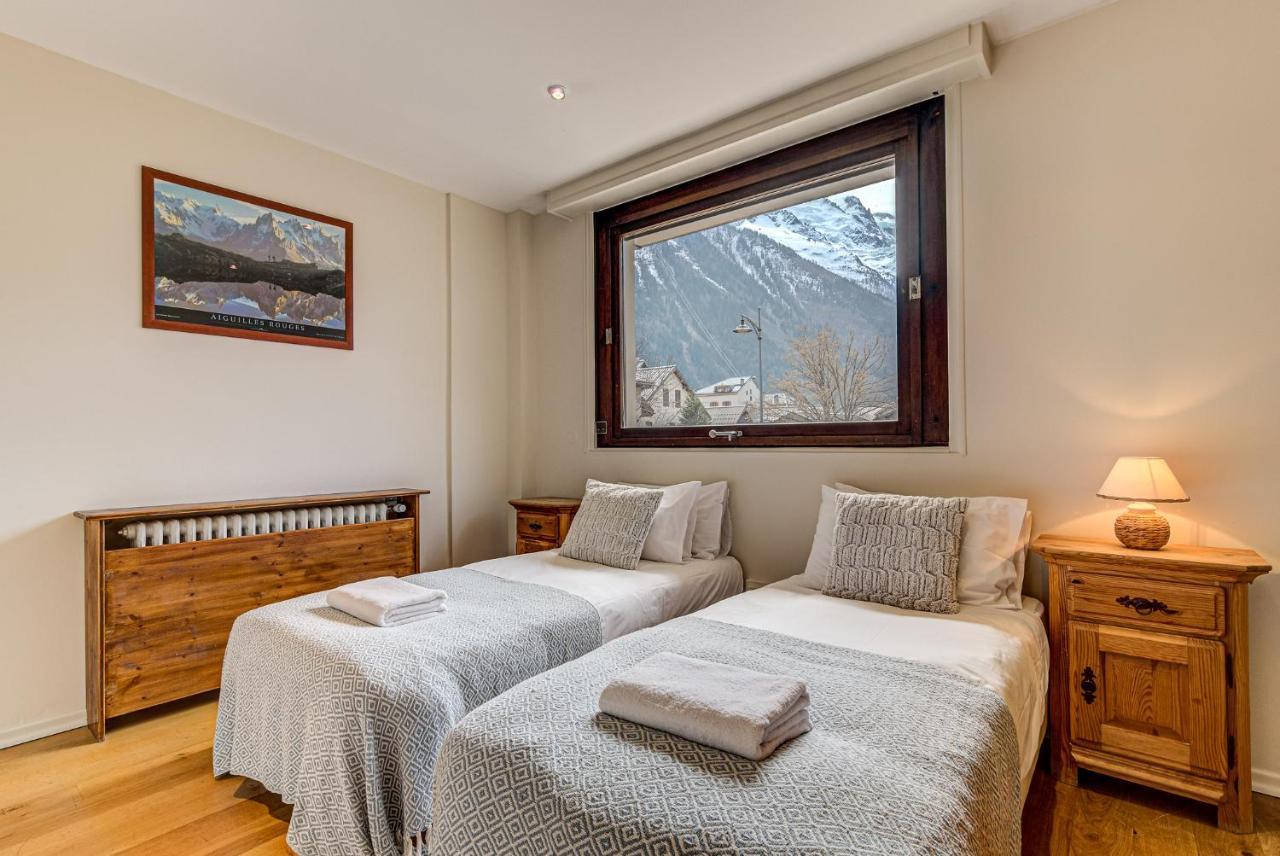 Apartment President - Alpes Travel - Central Chamonix - Sleeps 12 Esterno foto